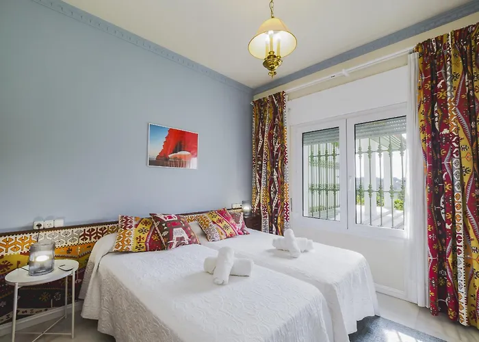 Villa Cubo's Galemar Pool & Padel *