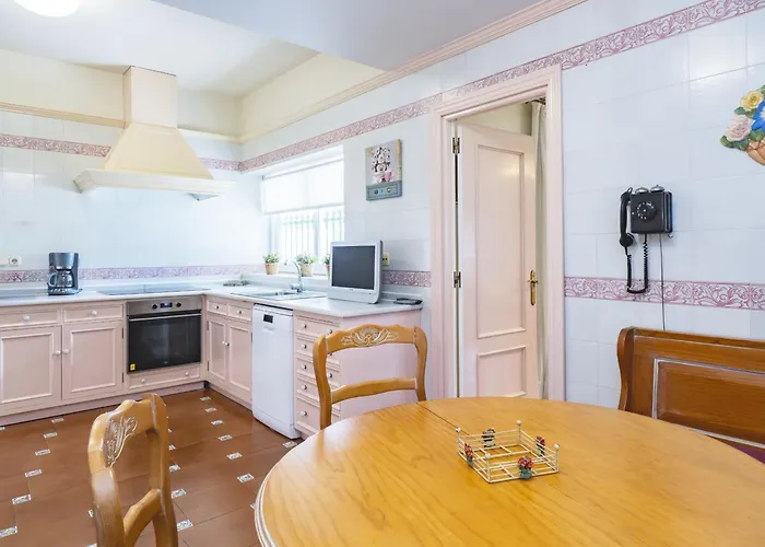 Cubo's Galemar Pool & Padel * Torremolinos