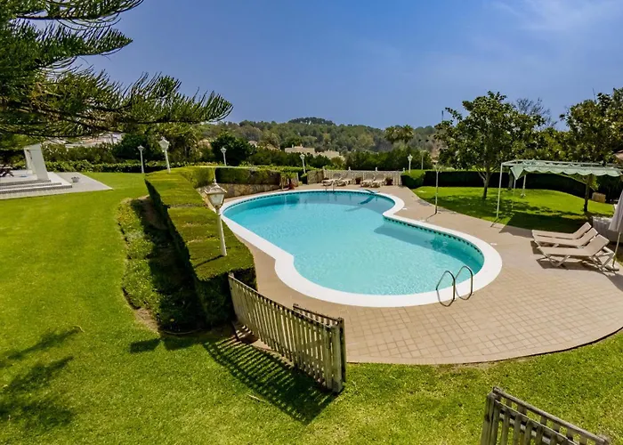 Cubo's Galemar Pool & Padel Villa *