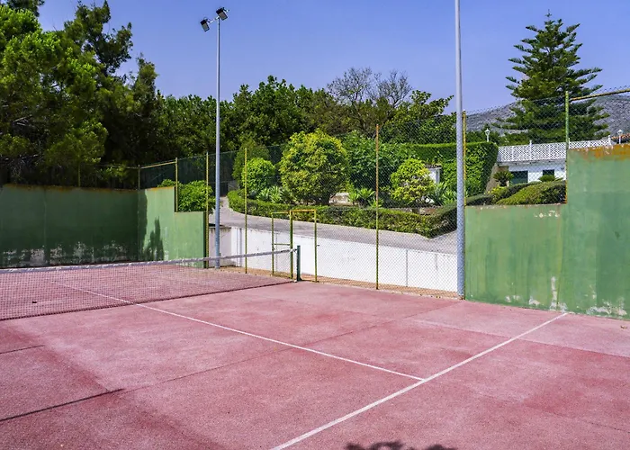 Cubo's Galemar Pool & Padel Villa *