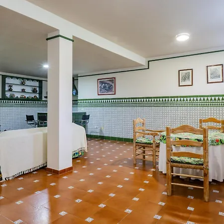 Villa Cubo's Galemar Pool & Padel Torremolinos