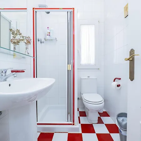 Cubo's Galemar Pool & Padel Villa