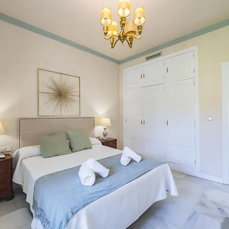 Cubo's Galemar Pool & Padel Villa