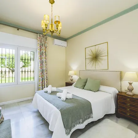 Villa Cubo's Galemar Pool & Padel