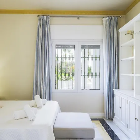 Cubo's Galemar Pool & Padel Villa Torremolinos