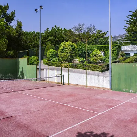 Cubo's Galemar Pool & Padel Villa *