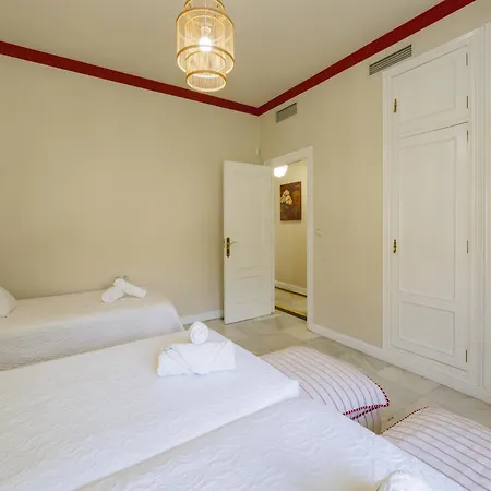 Cubo's Galemar Pool & Padel Вілла *