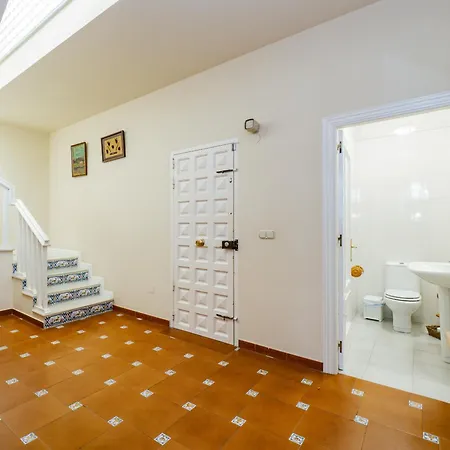 Cubo's Galemar Pool & Padel Торремолінос