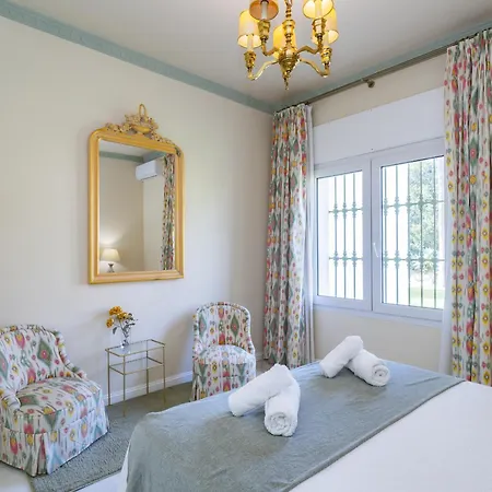 Willa Cubo's Galemar Pool & Padel *