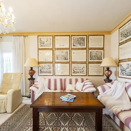 Cubo's Galemar Pool & Padel Торремолінос