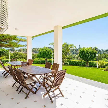 Villa Cubo's Galemar Pool & Padel