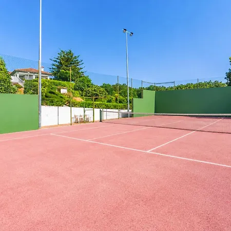 Cubo's Galemar Pool & Padel Torremolinos