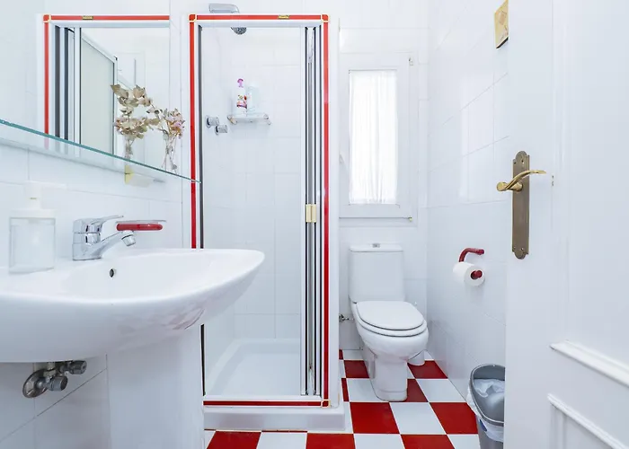 Cubo's Galemar Pool & Padel Villa