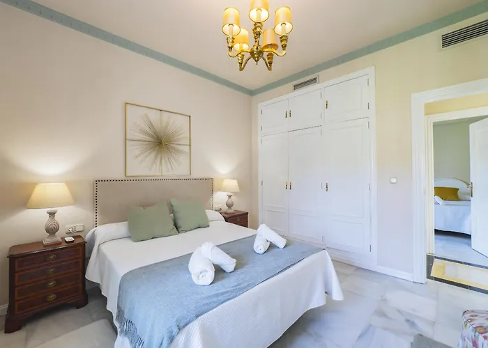 Cubo's Galemar Pool & Padel Villa