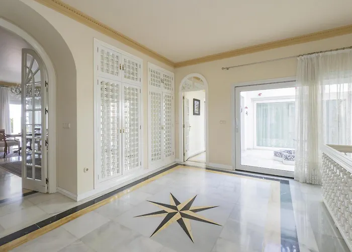 Villa Cubo's Galemar Pool&padel *