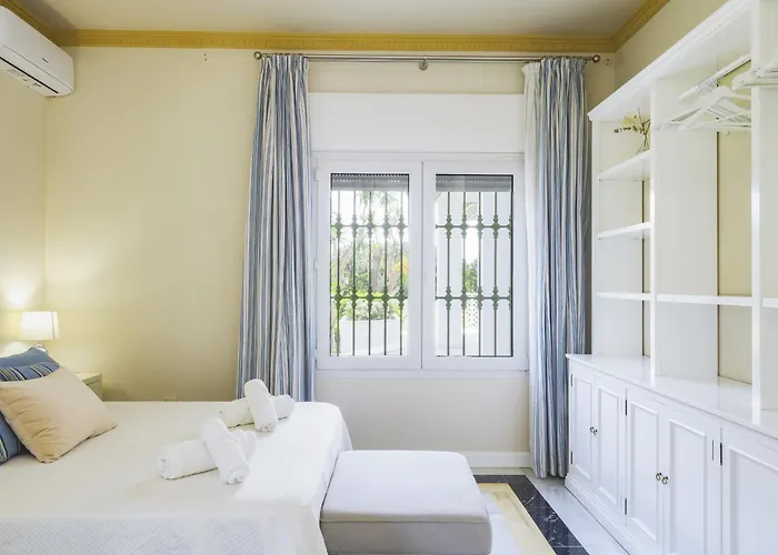 Cubo's Galemar Pool&padel Villa Torremolinos