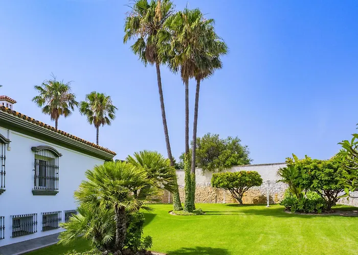 Cubo's Galemar Pool&padel * Torremolinos