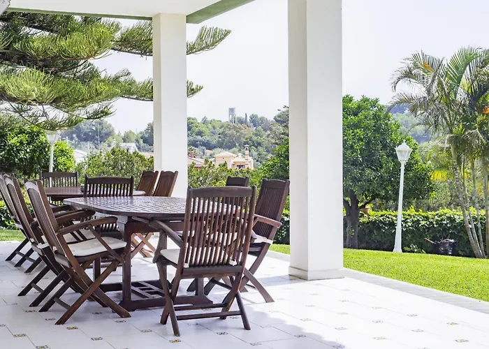 Villa Cubo's Galemar Pool & Padel *